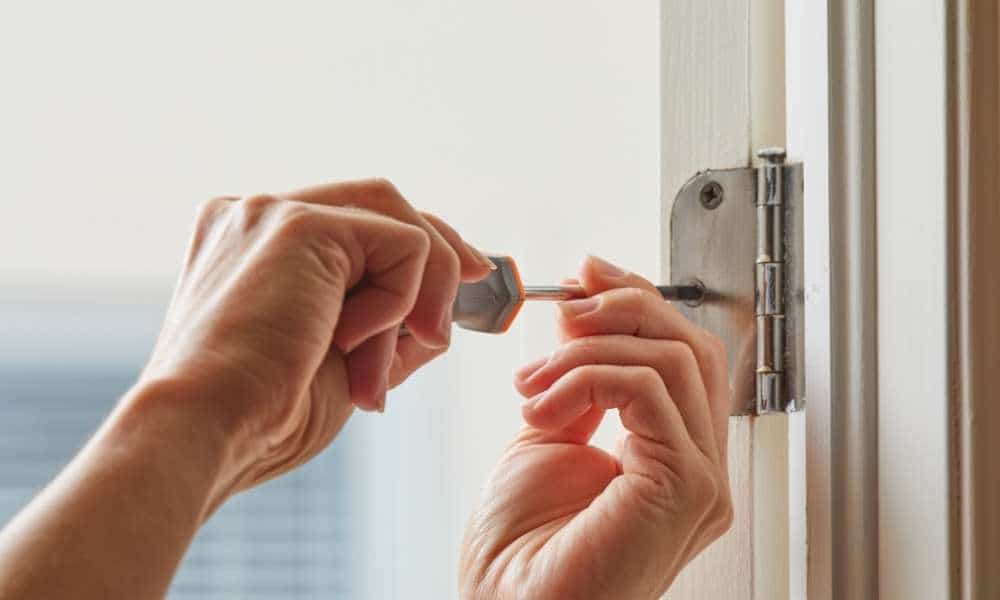 Removing Hinges For Unlock A Bedroom Door