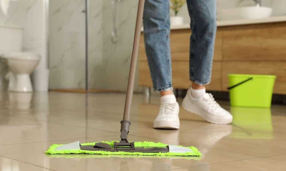 How To Clean Your Bathroom Floor Tiles