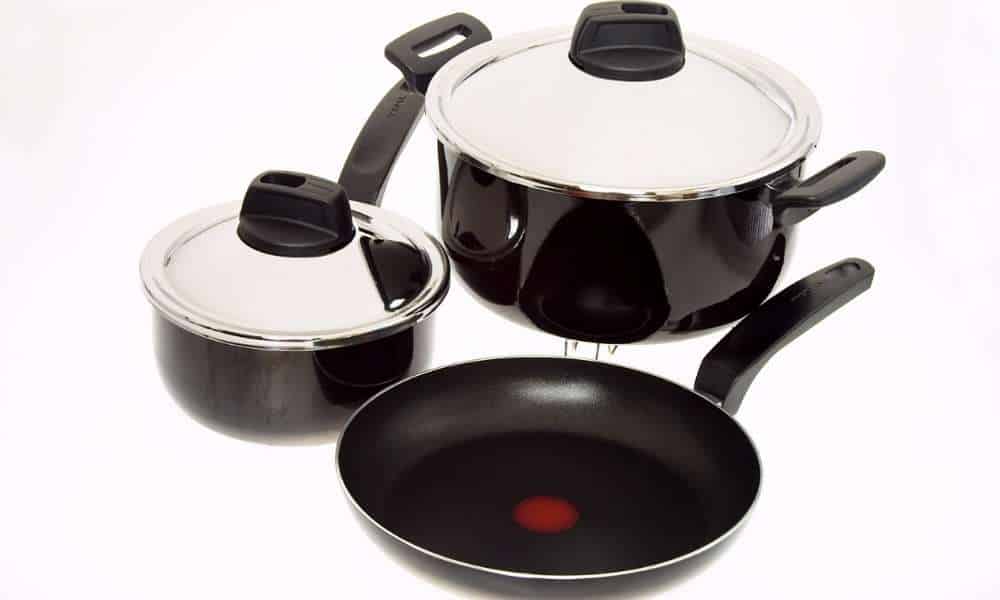 How to Clean Hard Anodized Cookware
